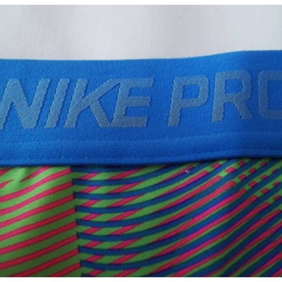 Nike Pro® ‘Frequency’ Capri Compression Legging Size XLarge - Picture 10 of 16